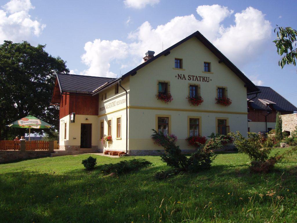 Penzion Na Statku Ceske Petrovice Ngoại thất bức ảnh