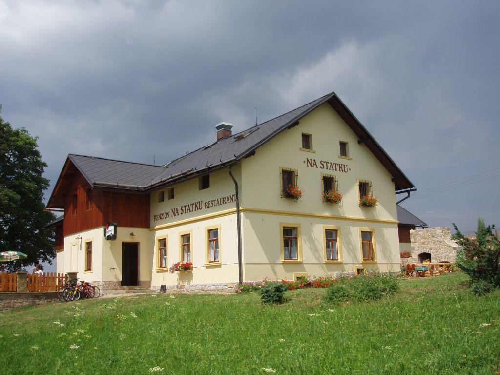 Penzion Na Statku Ceske Petrovice Ngoại thất bức ảnh